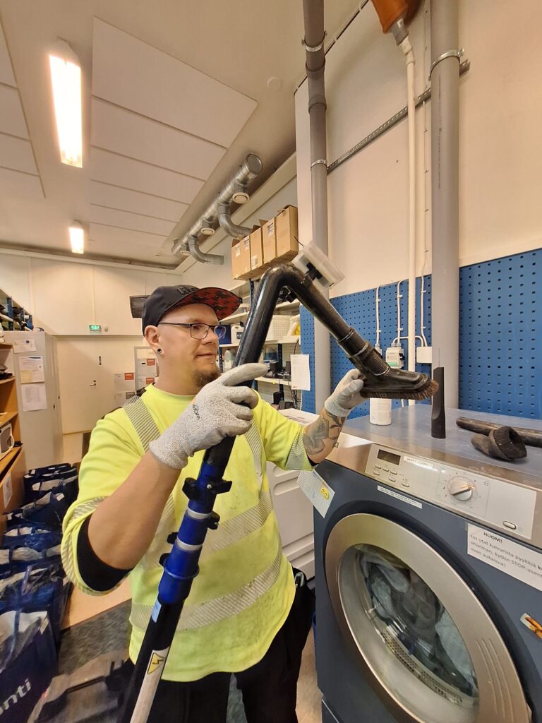 Yläpölyt